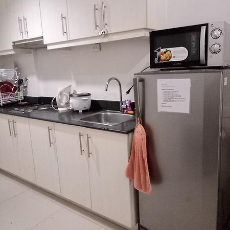 Chin'S Place Sea Residences Moa Manila Esterno foto