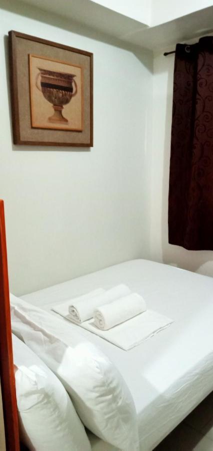 Chin'S Place Sea Residences Moa Manila Esterno foto