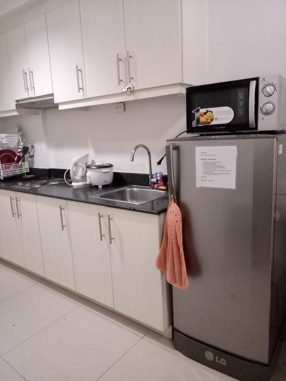 Chin'S Place Sea Residences Moa Manila Esterno foto