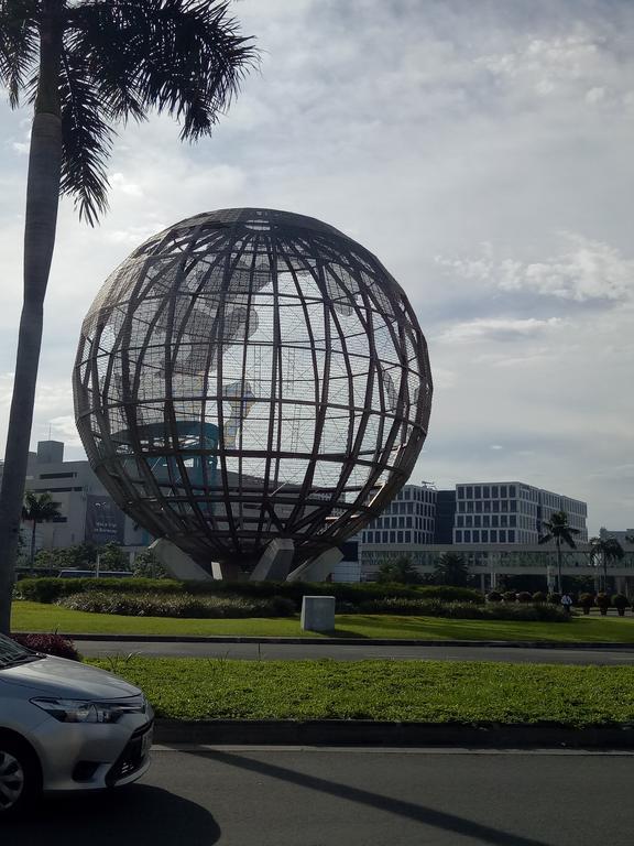 Chin'S Place Sea Residences Moa Manila Esterno foto